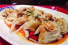 抄手皮和馄饨皮有什么区别